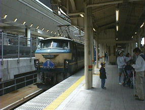 機関車(JPG-17k)