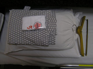 寝具(JPG-28k)