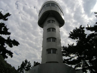 灯台(JPG-25k)