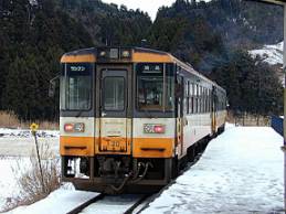 Noto Railway1(JPG-13k)