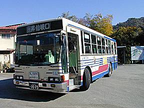 Bus(JPG-18k)