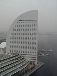 The Yokohama Grand Intercontinental Hotel(JPG-7k)