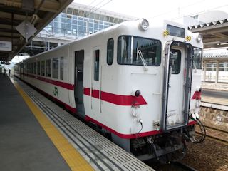 八戸線の普通列車(JPG-33k)