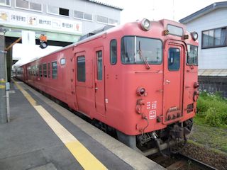 八戸線の普通列車(JPG-33k)