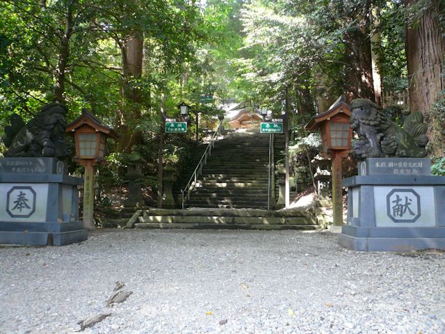 高千穂神社(JPG-109k)