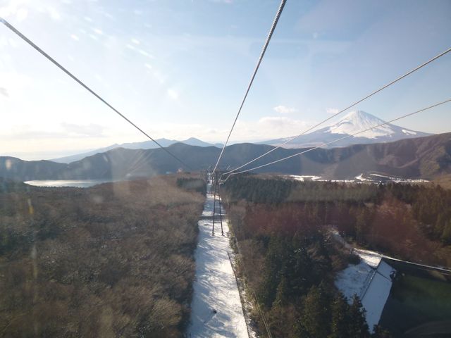 富士山と芦ノ湖(JPG-49k)