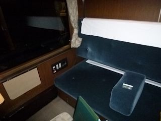 ベッド(JPG-22k)