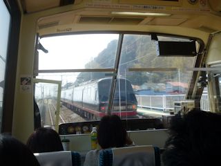 黒船電車(JPG-28k)