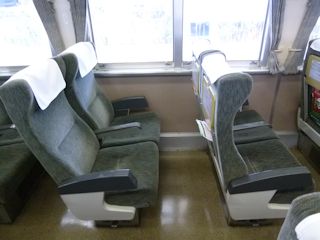 踊り子号の座席(JPG-26k)